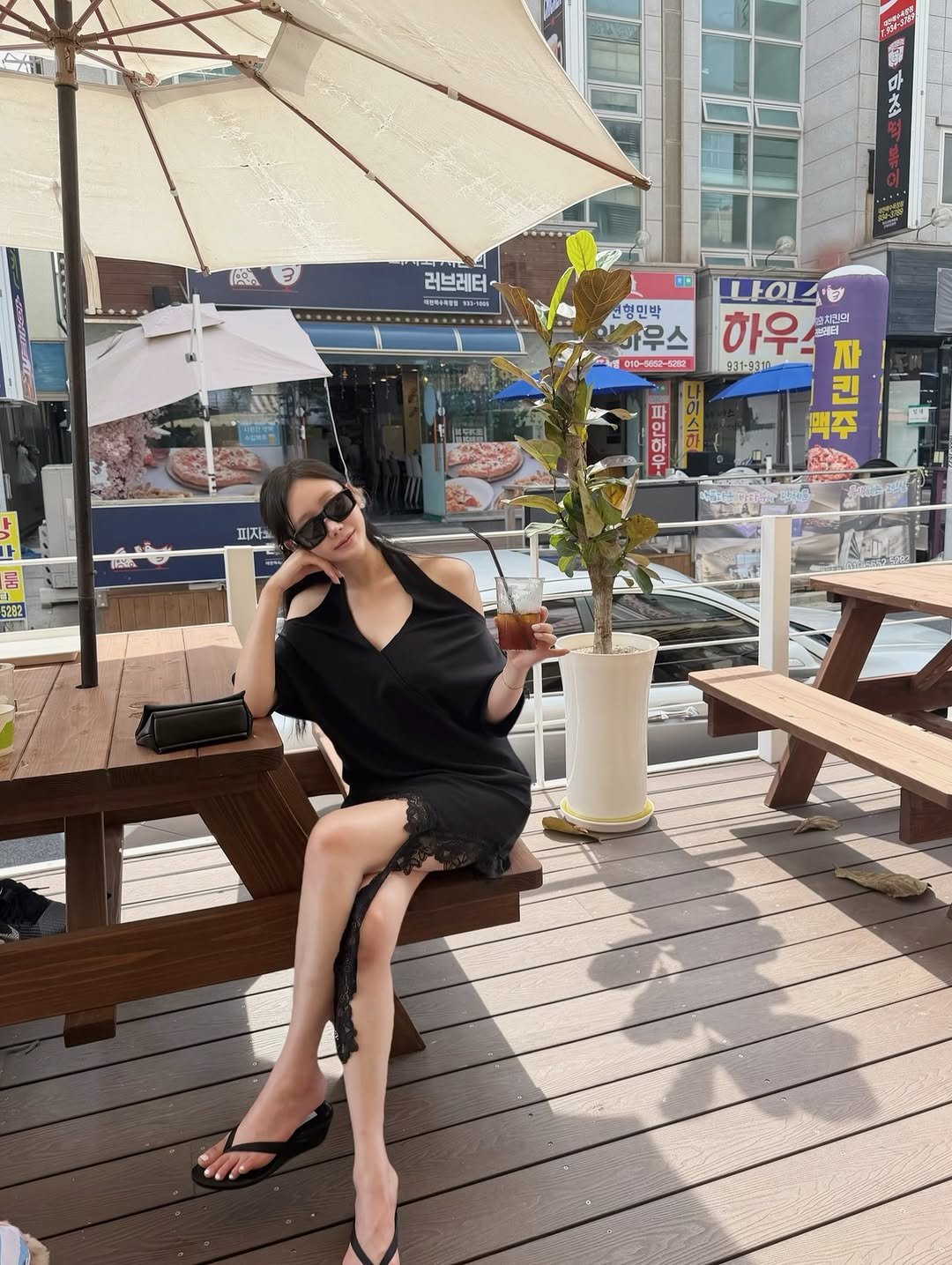 bellea___ 게시물 이미지: 즐주 🖤🕶️

#주말#신상#세일#올릴게요