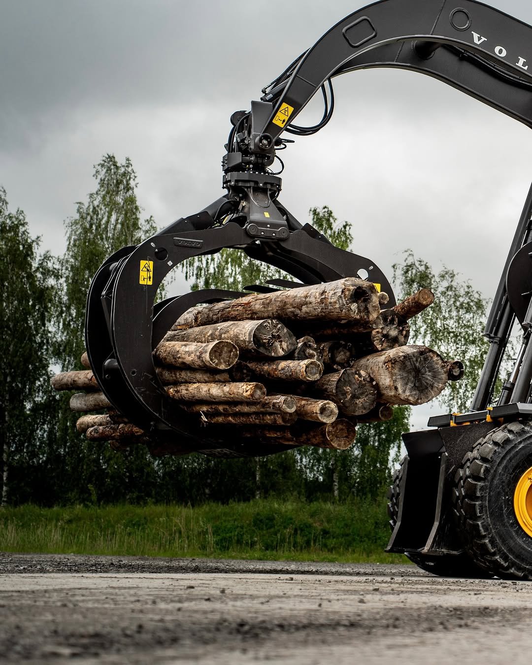 Photo shared by XJP Media on November 27, 2025 tagging @volvoce, @volvoce_emea, and @bentheoperator. May be an image of forklift, crane and text.