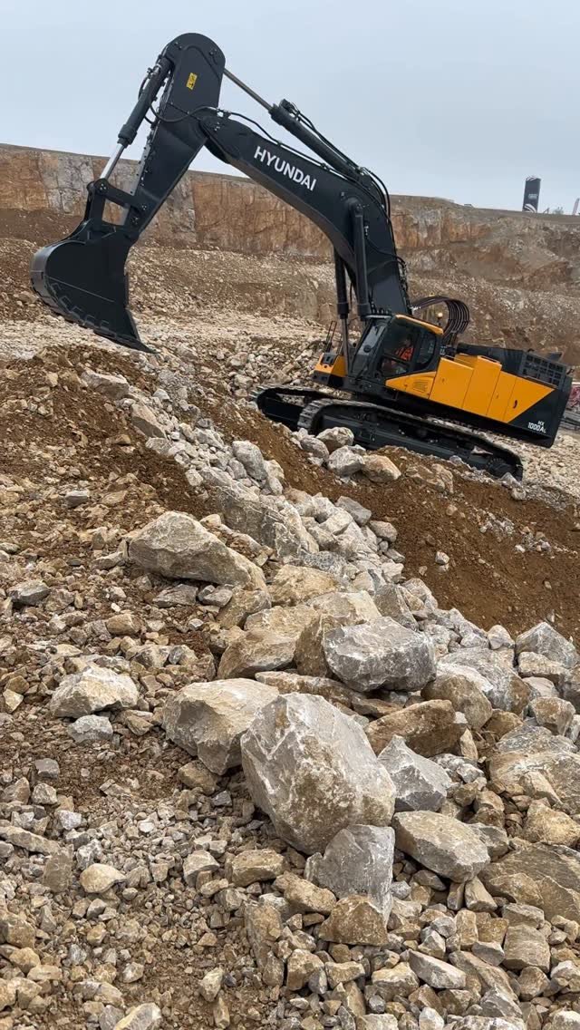 bentheoperator 게시물 이미지: Some footage from the last Hillhead show of me...