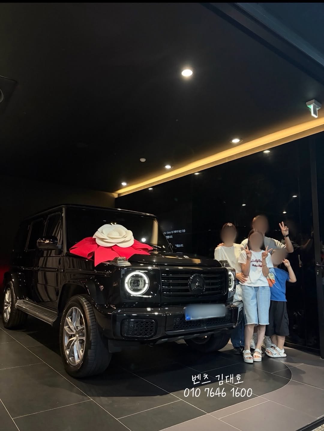 benz_daeho 게시물 이미지: #gwagen 

3년전 S클래스 구매하셨던 원장님께서
오랜 기간동안 기다려 주셔서...