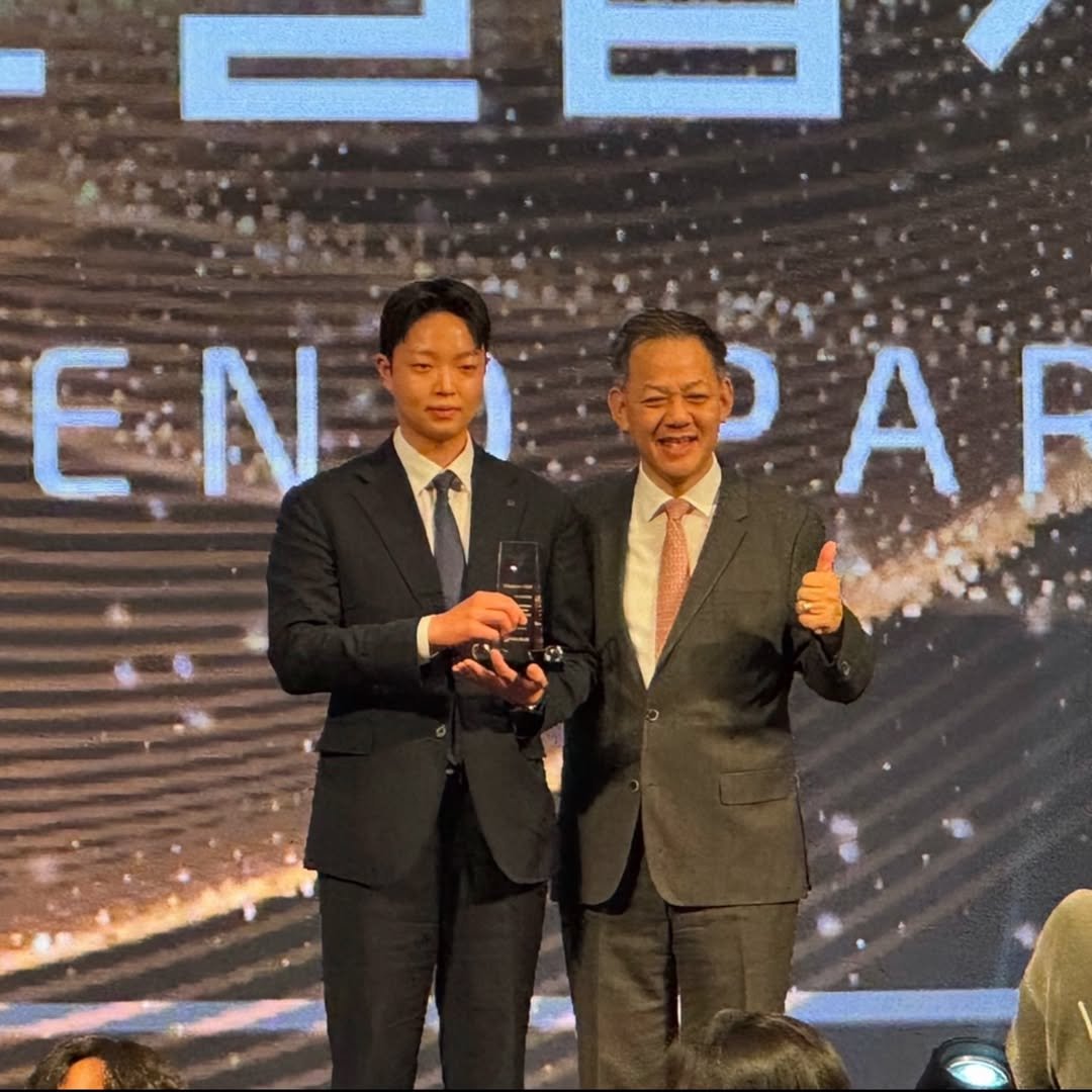 Photo by 벤츠 공식딜러 김대호 on December 21, 2024.