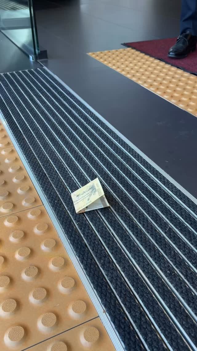 benz_daeho 게시물 이미지: ◡̈ 

벤츠 영등포전시장에 오시면 
𝟓만원보다 더 소중한 시간 되시도록
최선을...