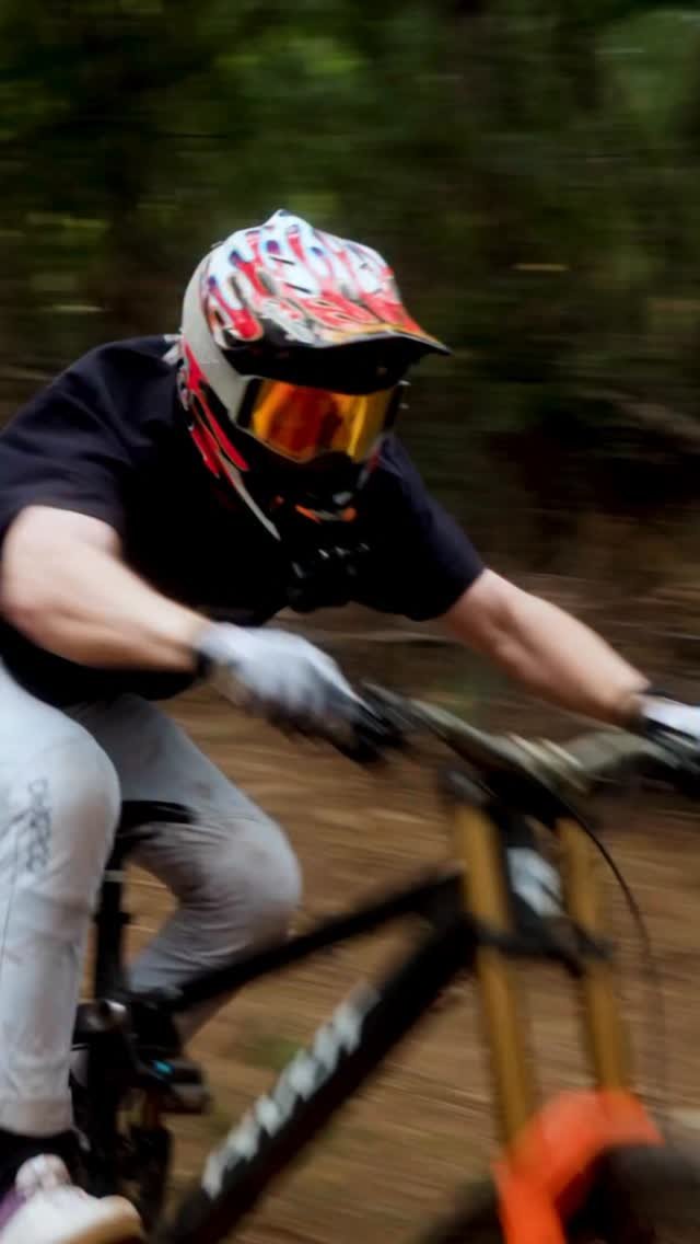 bernard_kerr 게시물 이미지: This song and old videos inspired me to get...