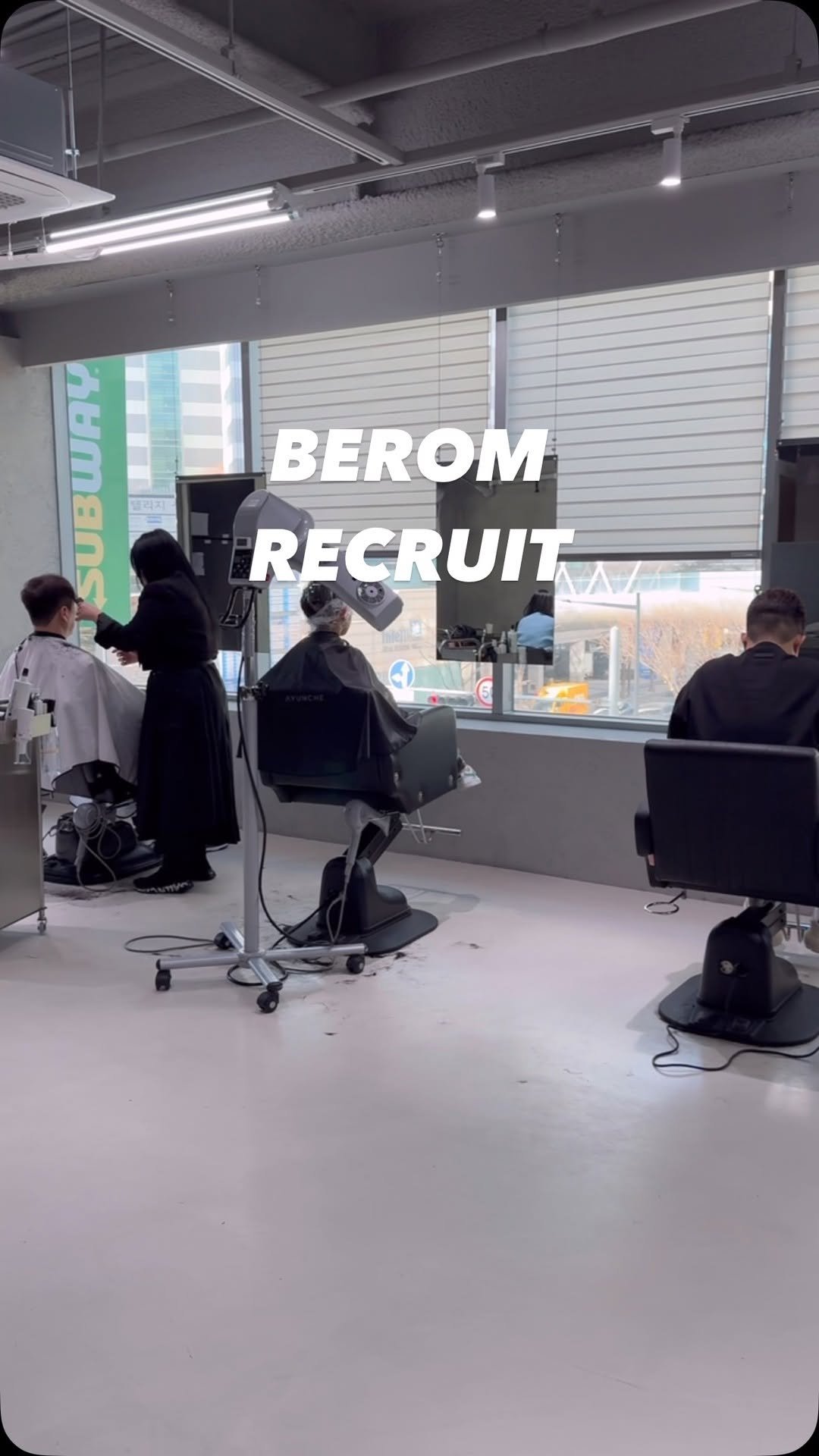 berom_dohoon 게시물 이미지: 비롬헤어 디자이너 ,인턴 채용합니다.
정자본점, 수지점
지원방법은 DM으로 연락주시면 됩니다.