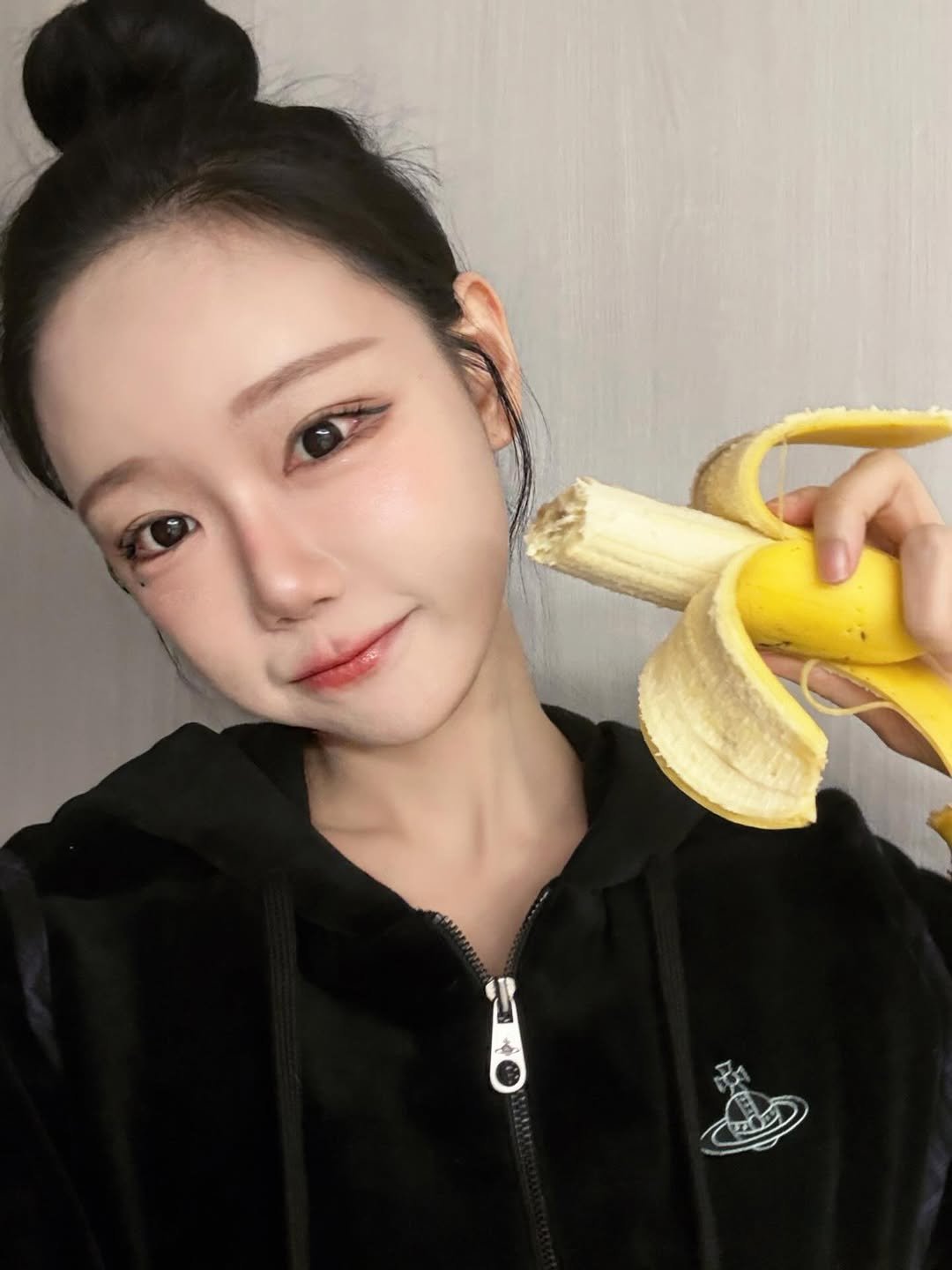 Photo by Berry on March 04, 2026. May be an image of banana and text.