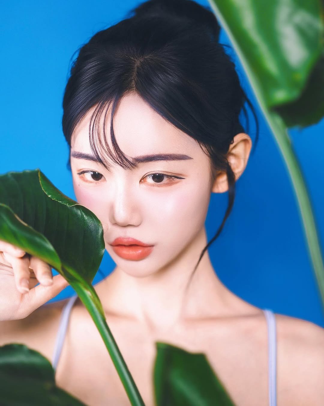 Photo shared by ✨빛베리 𝑩𝒆𝒂𝒕 𝑩𝒆𝒓𝒓𝒚✨ほしの ベリ🍓 on August 11, 2025 tagging @excelgogo. May be an image of 1 person, makeup, hair and text.