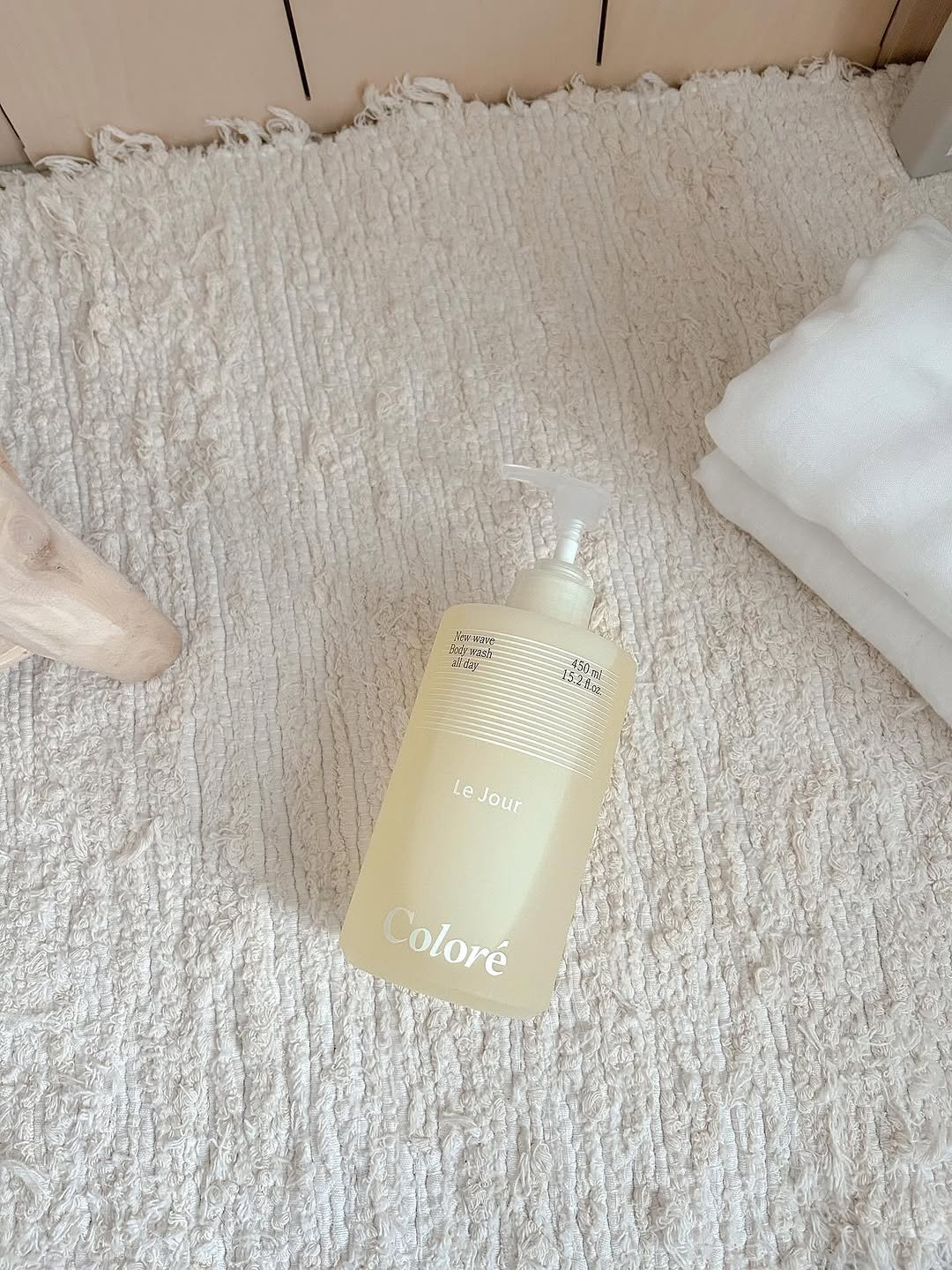 Photo shared by 김수현  딸기엄마🍓 on November 05, 2025 tagging @lejour_official. May be an image of hair product, bathmat and text.
