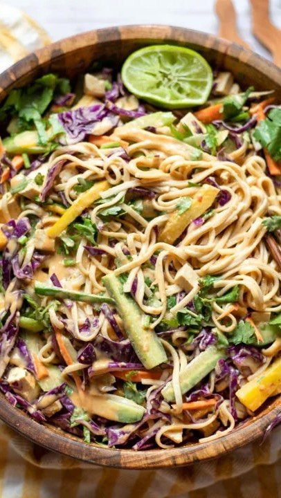 betterfoodguru 게시물 이미지: Episode 12 “Spring into Salad”
Follow...