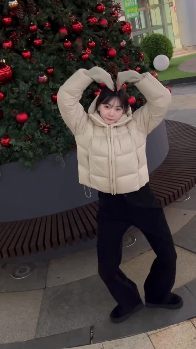 beuuunjung 게시물 이미지: (🗣️ : 올라프가 이거 입고 추위 견딘거 아녀......