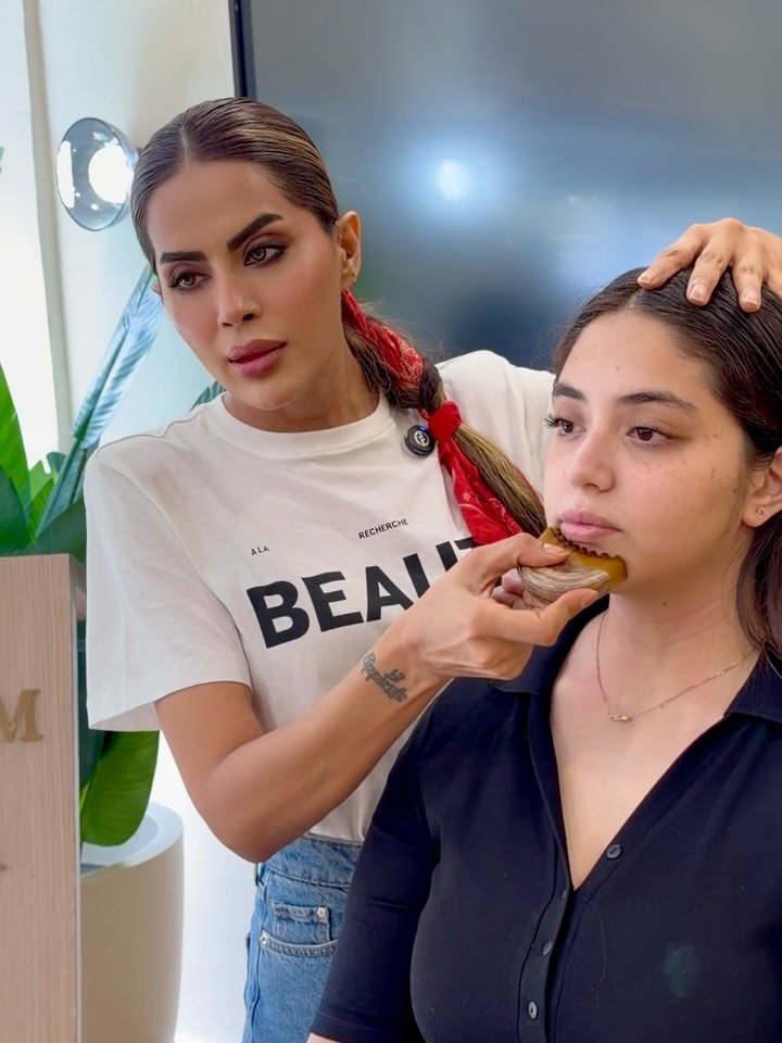 bhavna555 게시물 이미지: Looking good is a skill, and yes, it can be...