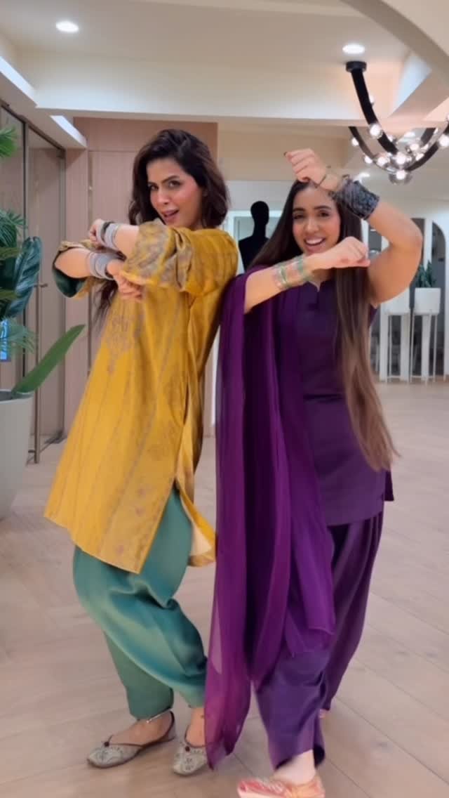 bhavna555 게시물 이미지: Lohri vibes on… @simmkaurmua 
Happy Lohri...