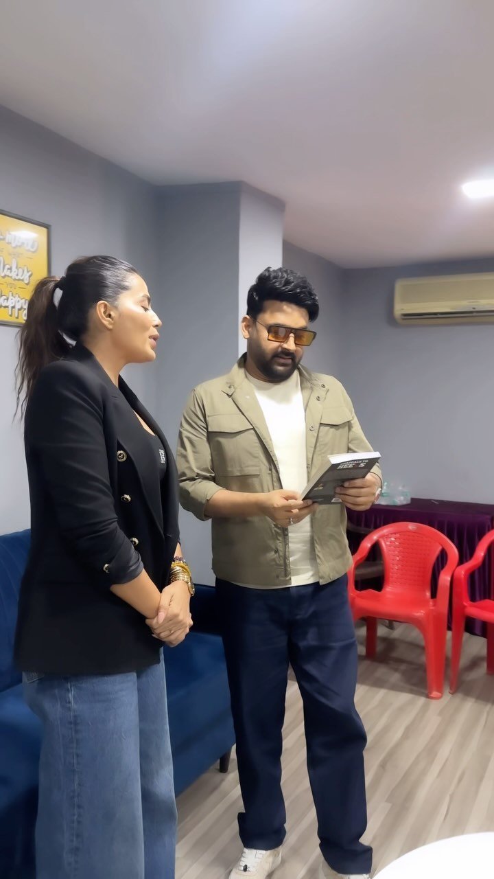 bhavna555 게시물 이미지: किताबेन बहुत सी पडी होंगी तुमने @kapilsharma...