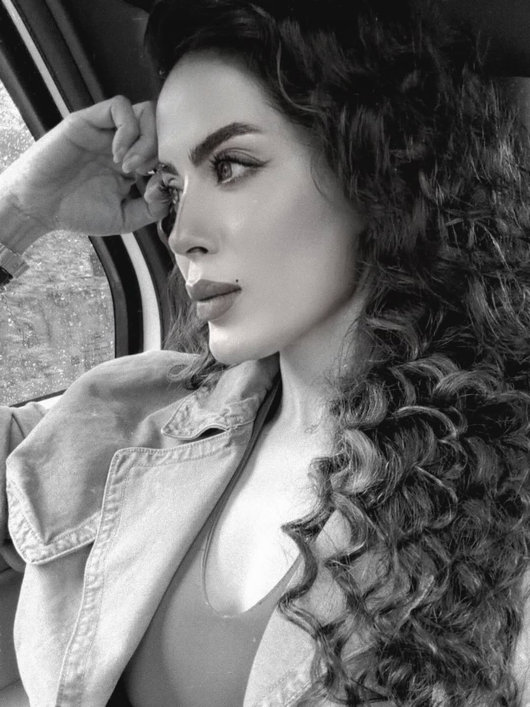 bhavna555 게시물 이미지: It’s not your body.
It’s the way you style...