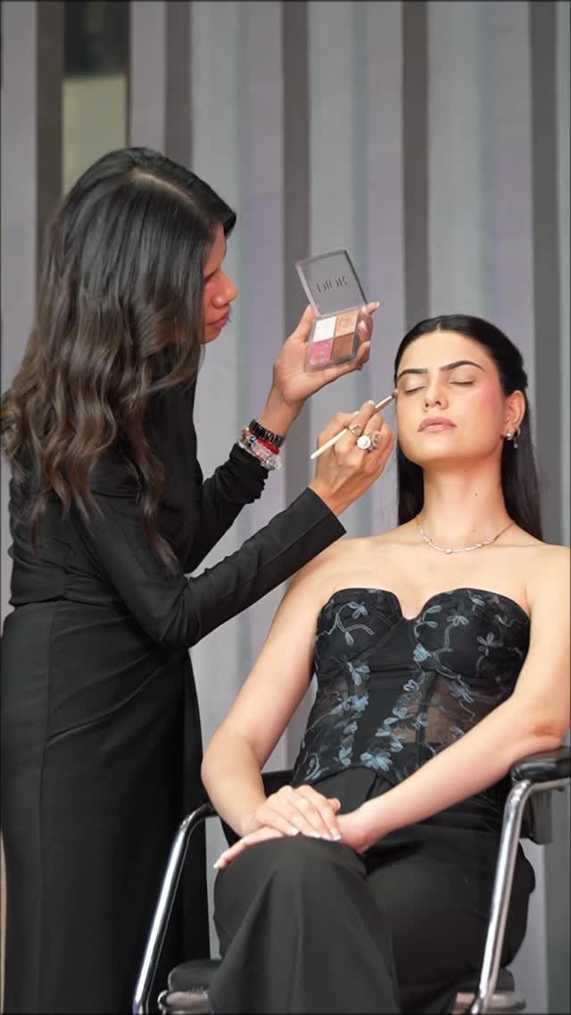 bhumikabahlofficial 게시물 이미지: Beauty lovers, this one was iconic ✨💄
From...