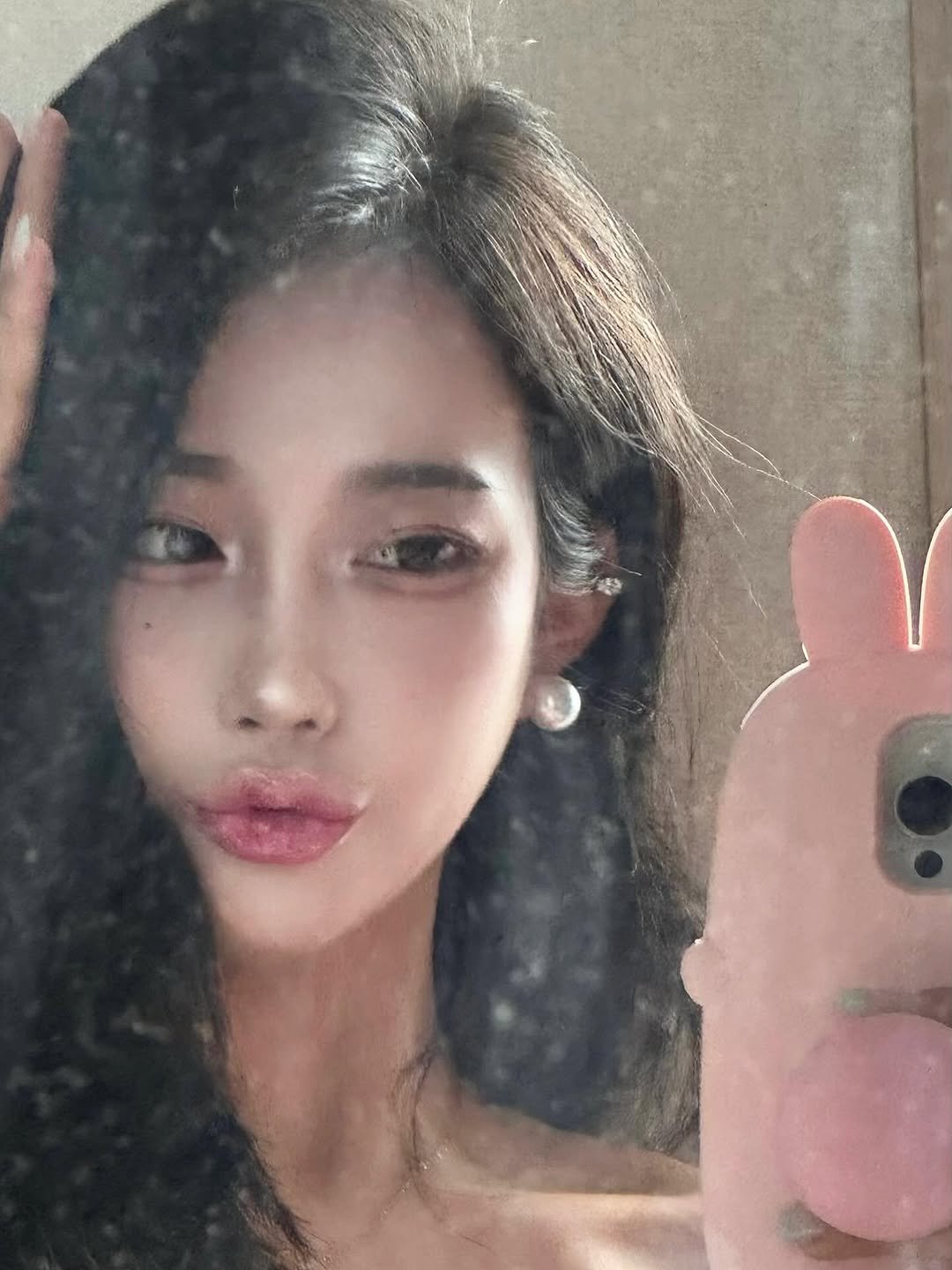 Photo by BIBI on September 04, 2025. May be a selfie of 1 person, hair, mirror and text.