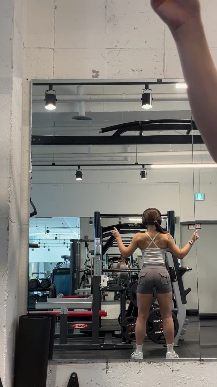 bible___kim 게시물 이미지: 날개 잘 펼치는 비법 좀ㅠㅠ