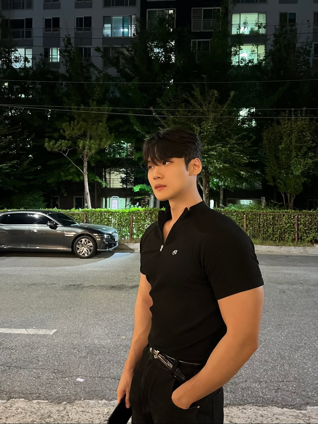 Photo by 지 우 on August 24, 2025. May be an image of 1 person and text.