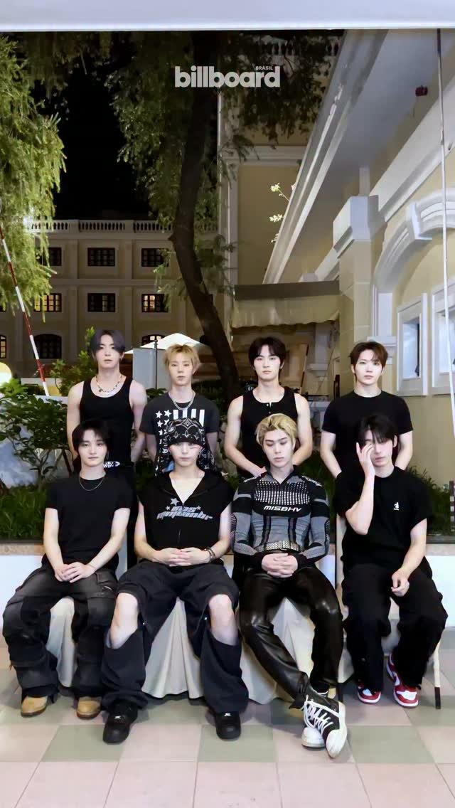 billboard_korea 게시물 이미지: O NTX está de volta e dessa vez passa por 13...