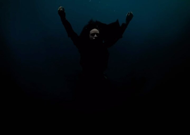 billieeilish 게시물 이미지: MAY 17TH.