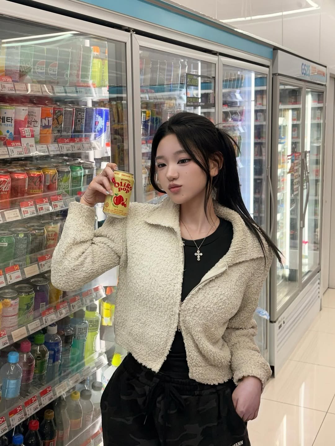 bing0603______ 게시물 이미지: #협찬
슬슬 따끈해지는 쨍쨍 날씨엔 🍏🍒

@mierofiber.official...