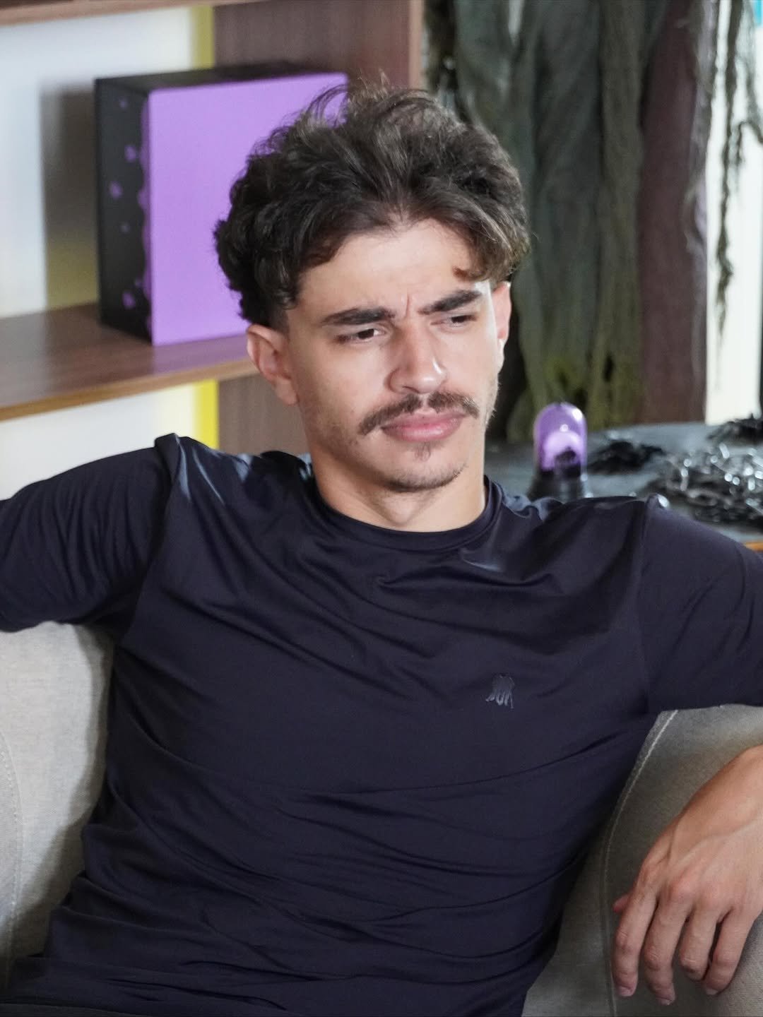 Photo by David Rodrigues on October 16, 2025. May be an image of one or more people, beard, hair, top and text.