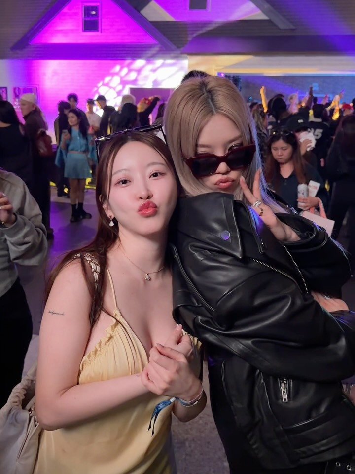bitterpeach.kr 게시물 이미지: 너무 늦게 올리는 홍콩 컴플렉스콘 + 애프터파티 후기
올데프 베일리님 너무 이쁘고...