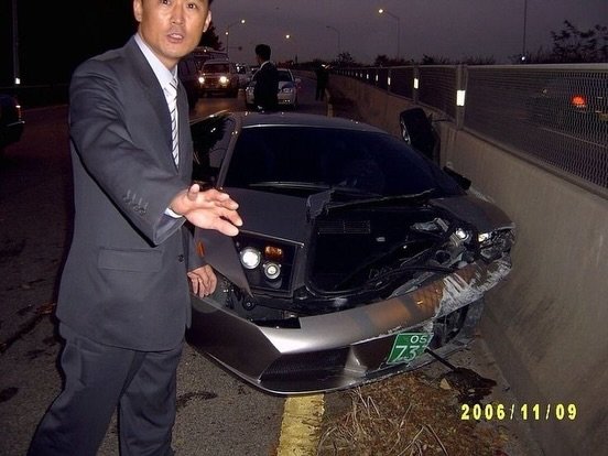 Photo by BZCF | 비즈까페 on February 10, 2026. May be an image of car, limousine, suit and text.