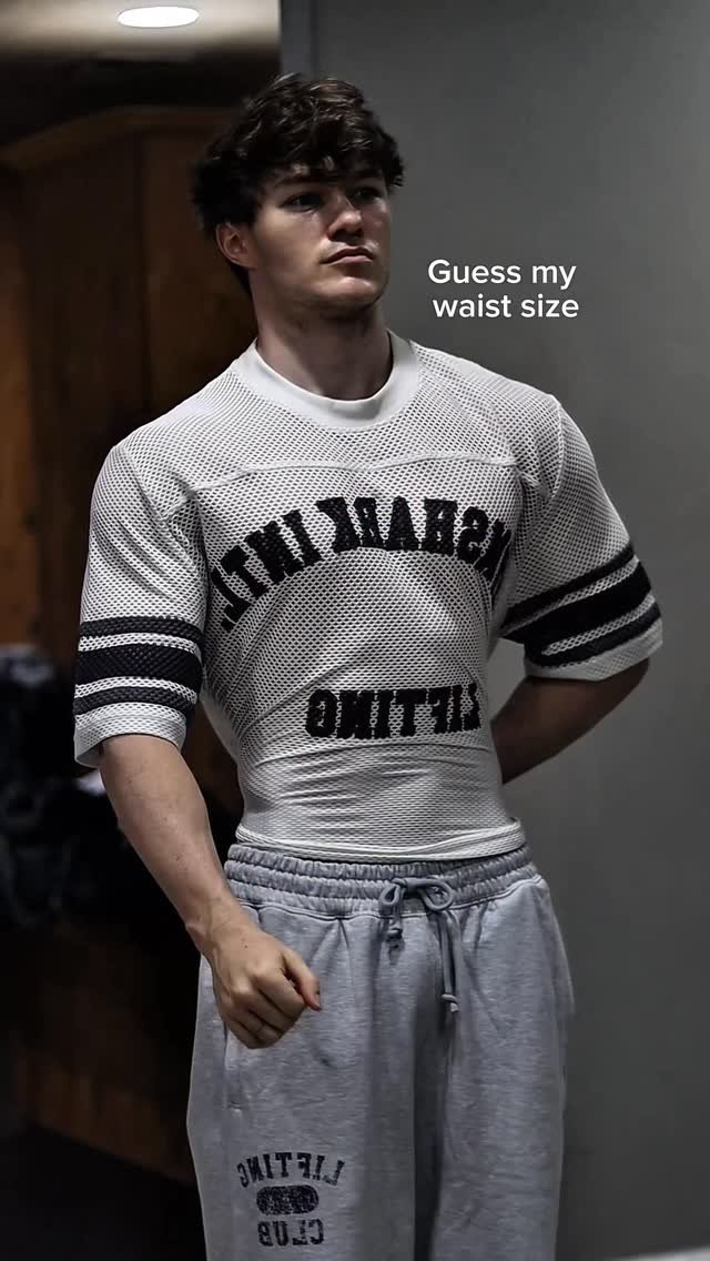 bjarnson_fitness 게시물 이미지: Guess the waist size
-
Wearing the new...