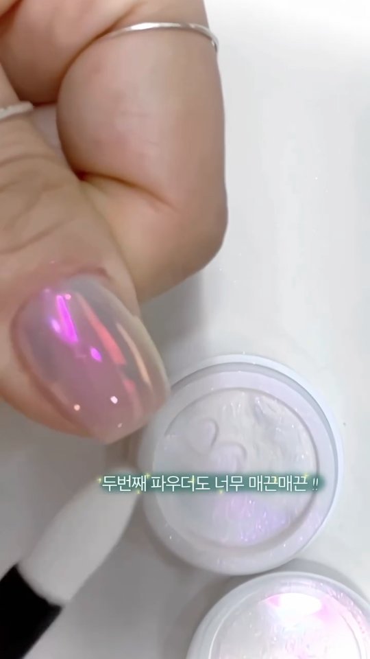 blanc8888 게시물 이미지: 🤍
클리어젤 레벨링 굿🖐🏻
유리알이 또르르 굴러가는 속광
파우더 챱챱 잘먹는...