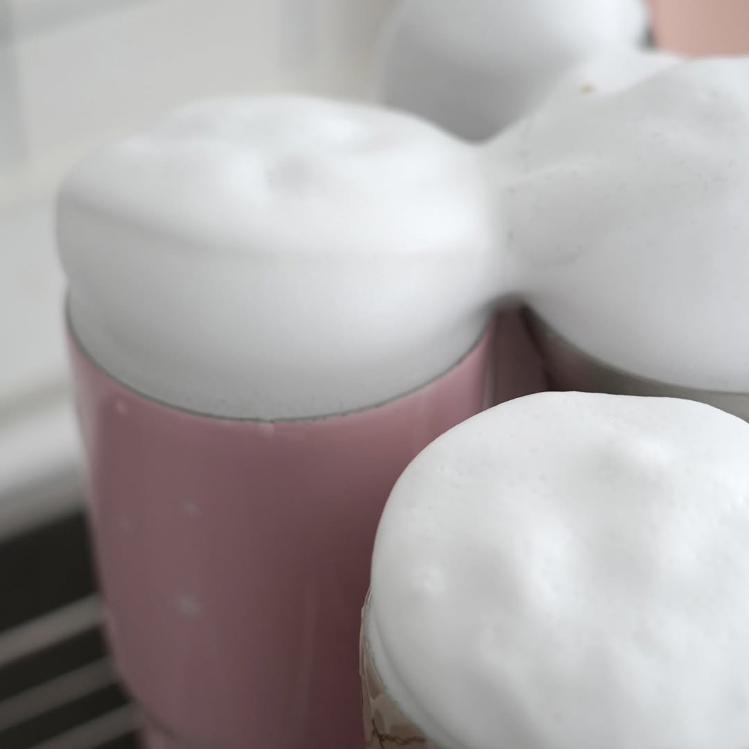 Photo by 블랑드라팡 blanc de lapin on December 27, 2025. May be an image of bar soap, kitchenware and text.