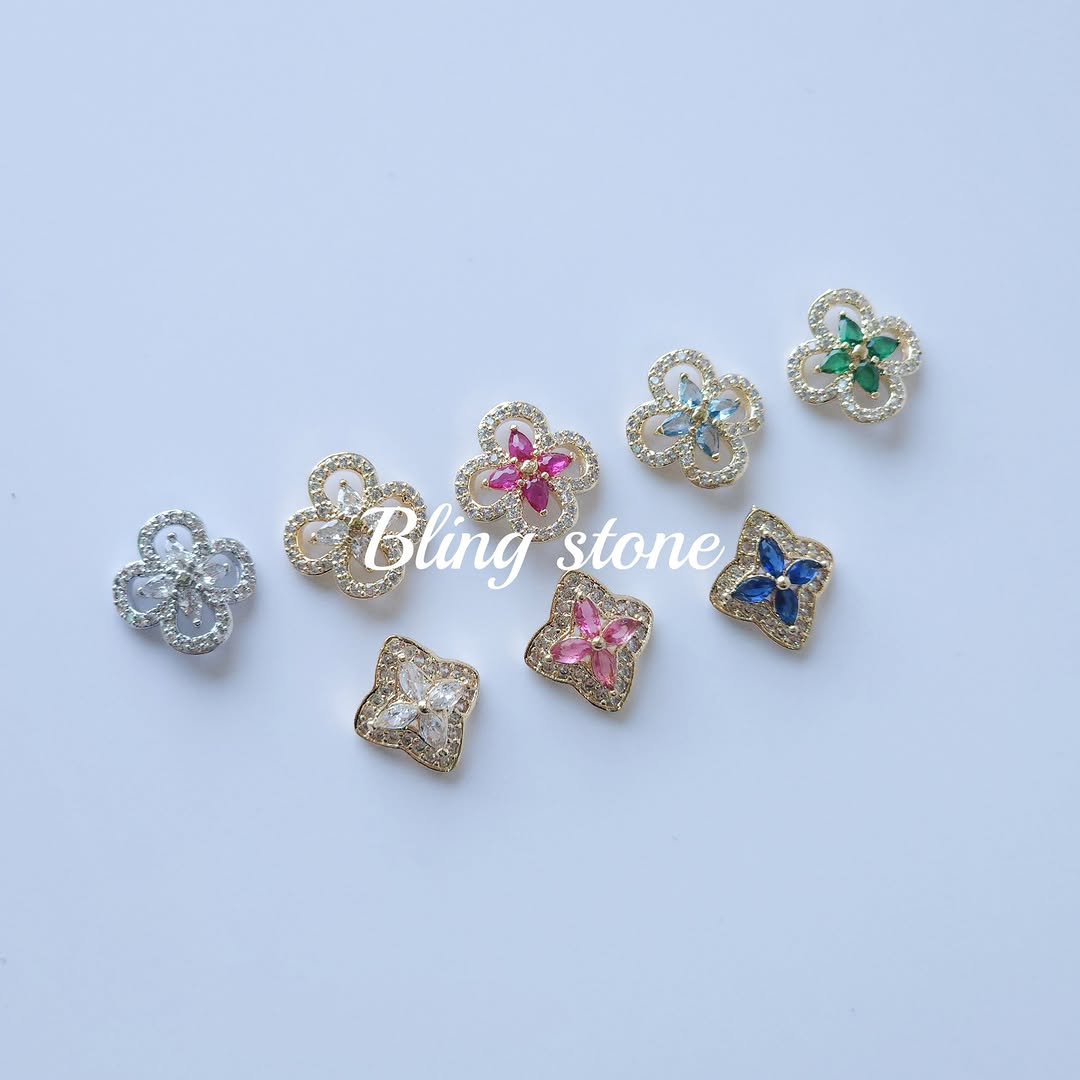 Photo by 대전네일재료 : 네일파츠 : 네일재료 : 블링스톤 on April 23, 2025.