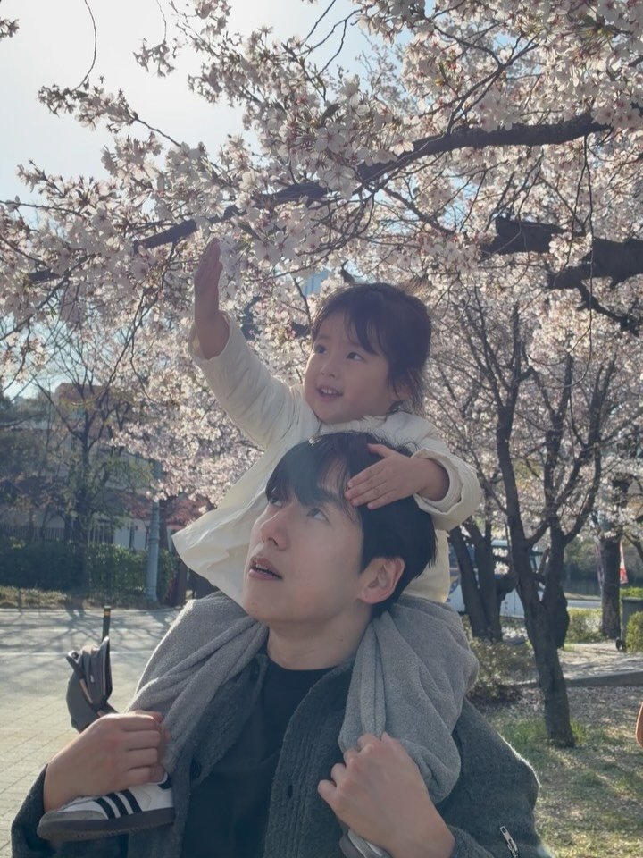 bliss_note 게시물 이미지: - 삶에 있어 진정한 성공이란
아이에게서 사랑 받는 것이 아닐까?