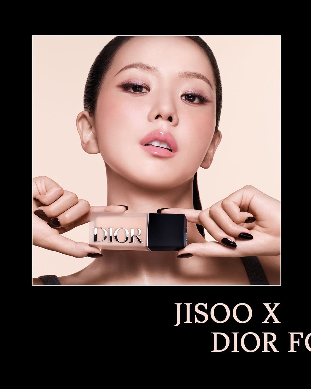 Photo shared by BLISSOO on March 22, 2026 tagging @diorbeauty, and @sooyaaa__. May be an image of one or more people, makeup, lipstick and text that says 'DIOR JISOO X DIOR F'.