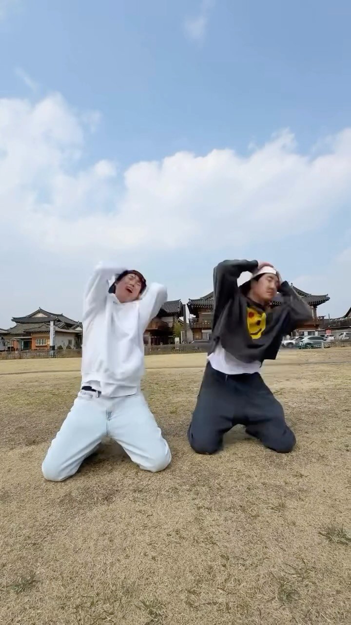 blobyblo 게시물 이미지: 에픽카세 Gen Z 스탭이 자꾸 이런거 시킴
Epikase’s gen z staff...