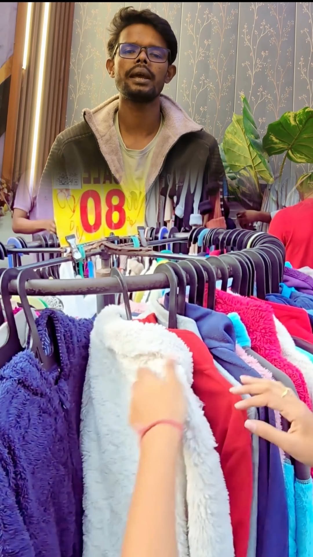 bluediamond7866 게시물 이미지: Cheap clothes can have unexpected effects at...