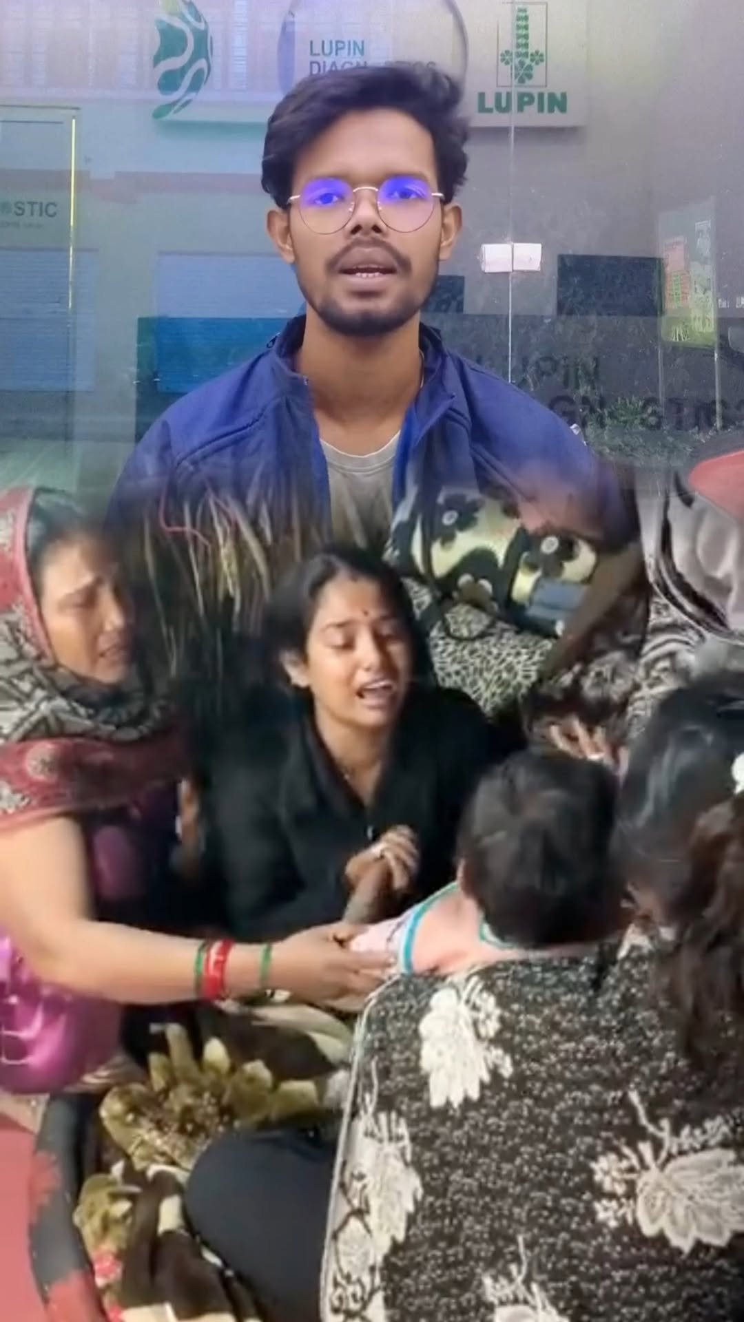 bluediamond7866 게시물 이미지: One moment's humanity, danger of whole...