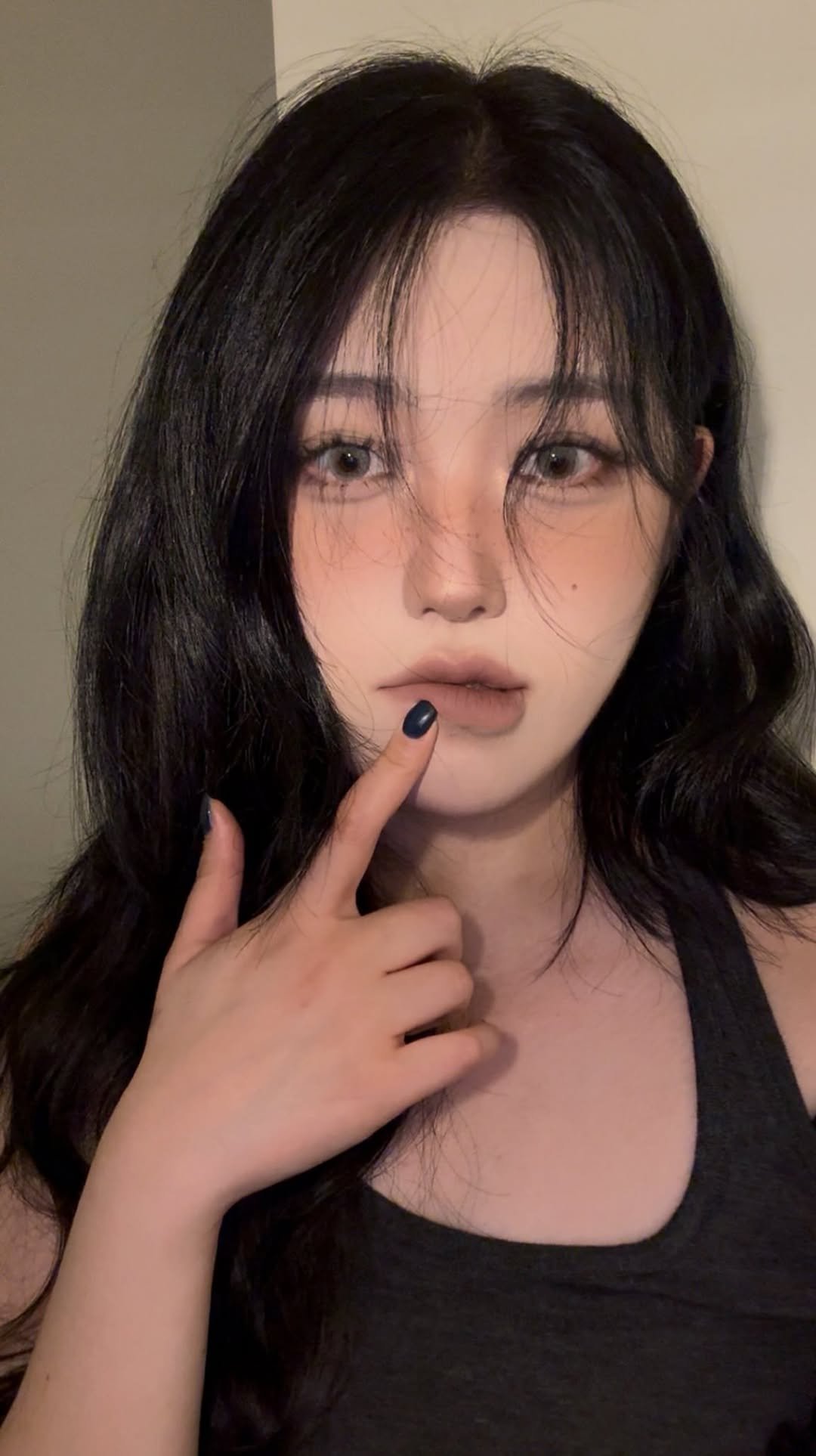 bmmakeupofficial 게시물 이미지: 흑발로 돌아왔셔여🖤