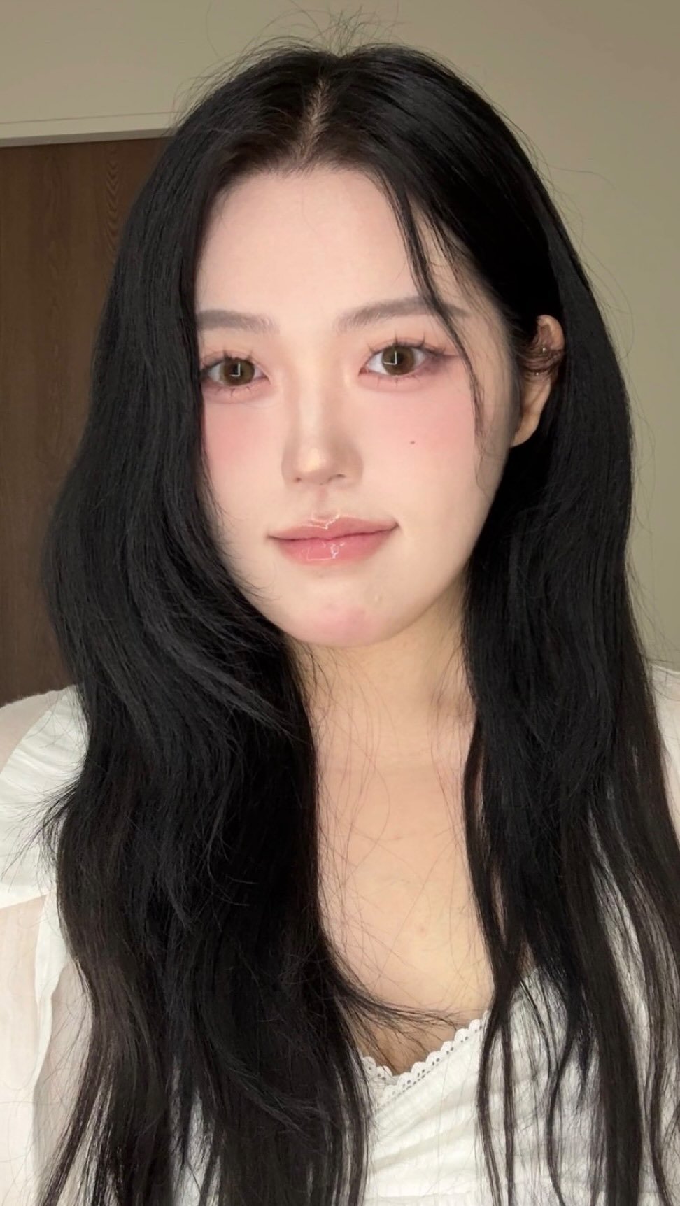 bmmakeupofficial 게시물 이미지: 나에게 없었던 에겐미 만들기💕