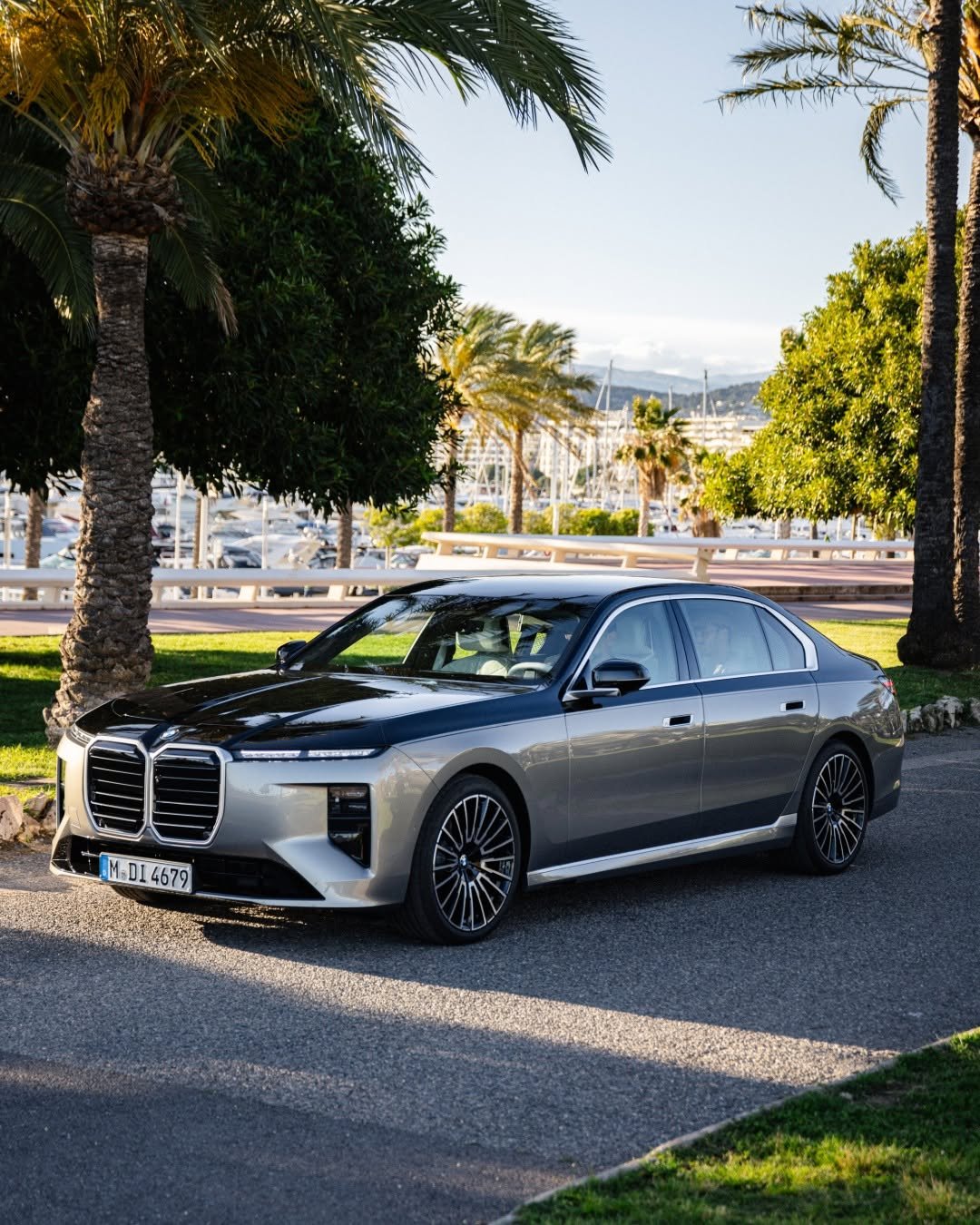 bmw 게시물 이미지: A setting fit for a grand entrance. 

The new...
