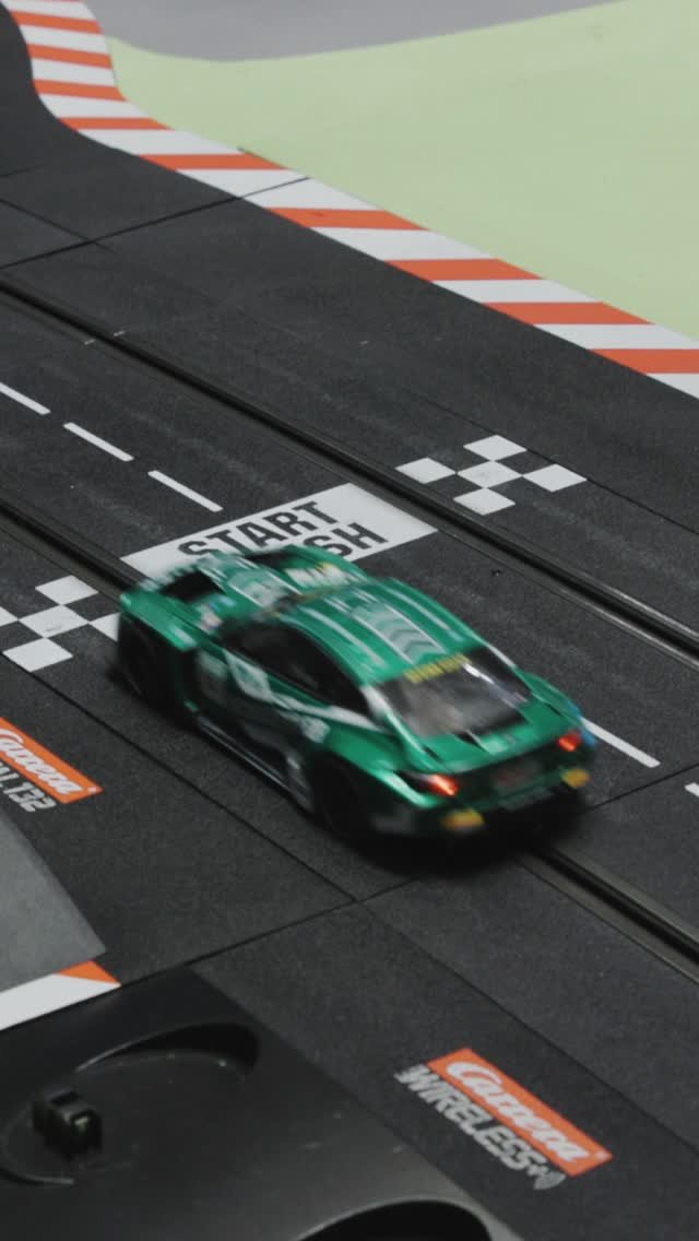 bmwmmotorsport 게시물 이미지: Wait for the transition.
Starts on Carrera....