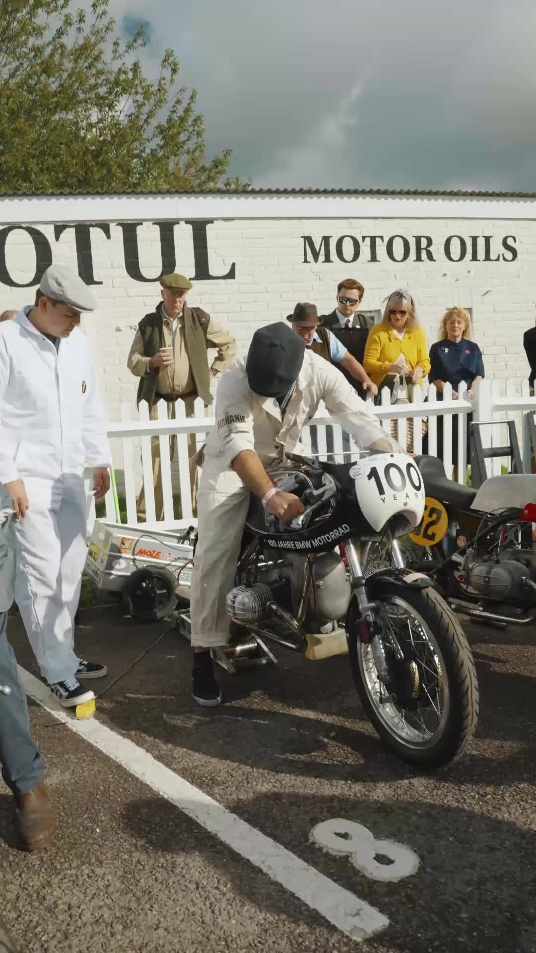 bmwmotorrad 게시물 이미지: Turn up the volume for some air-cooled...