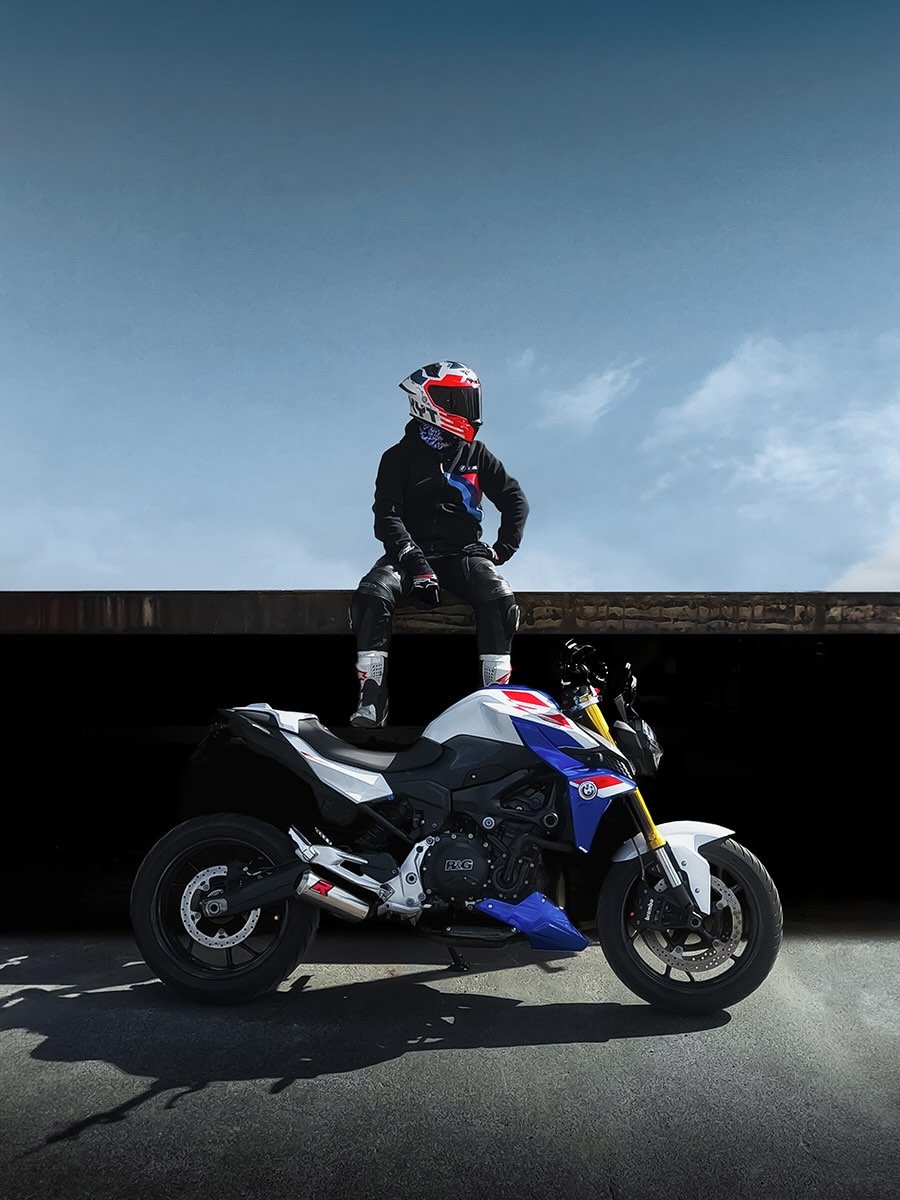 Photo by BMW Motorrad on April 28, 2026. May be an image of racing vehicles, motorcycle, helmet, scooter and text.