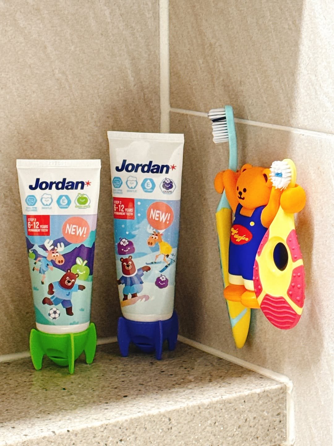 Photo shared by 석아영 on September 11, 2025 tagging @jordankorea. May be an image of hair product, ointment, toothbrush, hand cream and text.