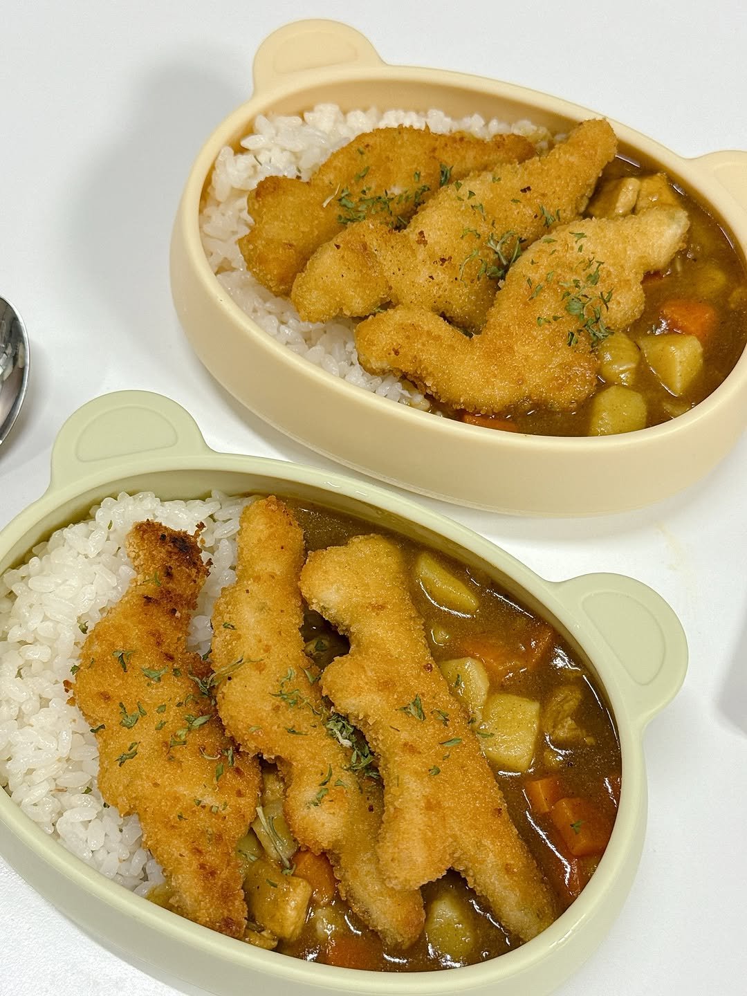Photo shared by 석아영 on September 23, 2025 tagging @harim_official. May be an image of cutlet, stew, fillet, rice and text.