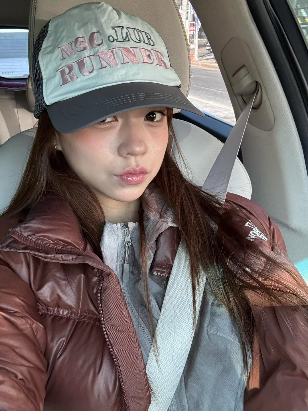 bobom_._ 게시물 이미지: 인태기냐고 묻던데•••
아님니다.

그냥 진짜 현생이 넘므 바빠요
대회 + 일 +...
