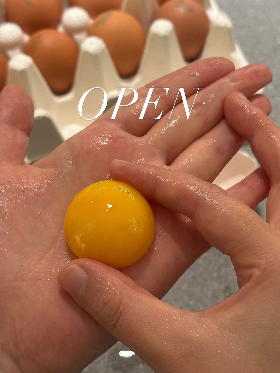 Photo by 밥설공주 on November 05, 2025. May be an image of poached egg, egg yolk and text that says 'OPEN'.