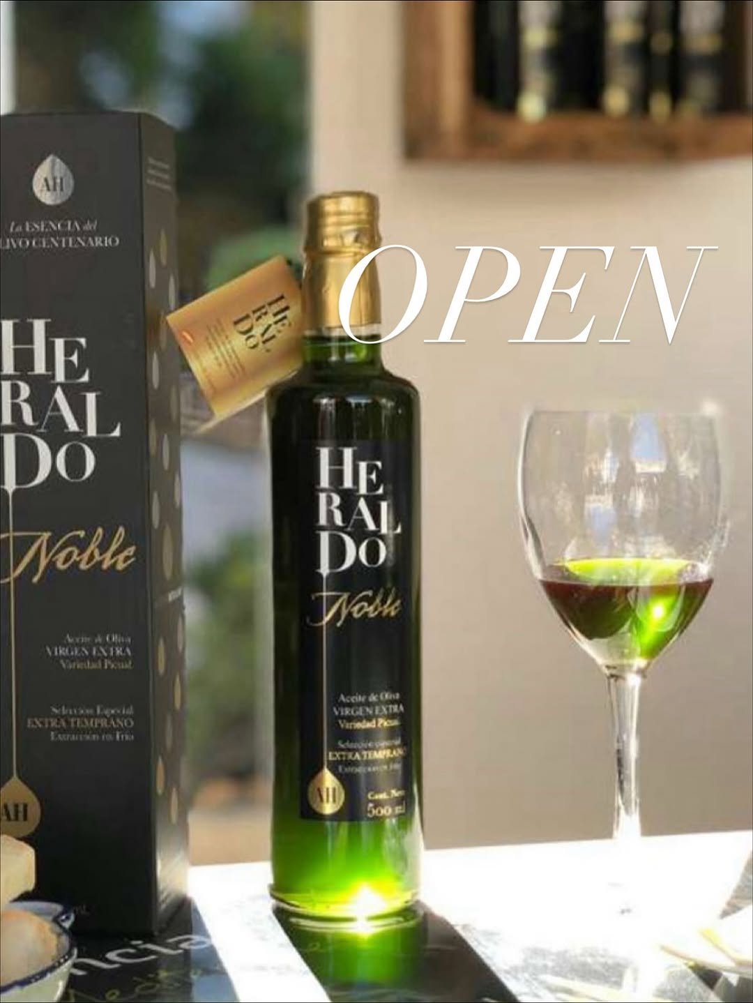 Photo by 밥설공주 on September 21, 2025. May be an image of wine, bottle, olive oil and text.