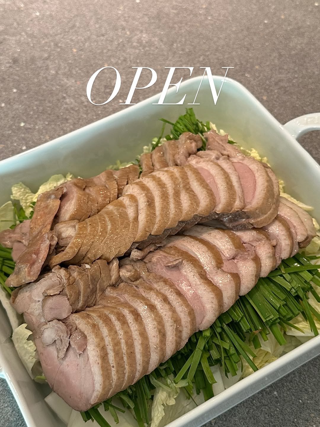 Photo by 밥설공주 on November 09, 2025. May be an image of pork and text that says 'OPEN'.