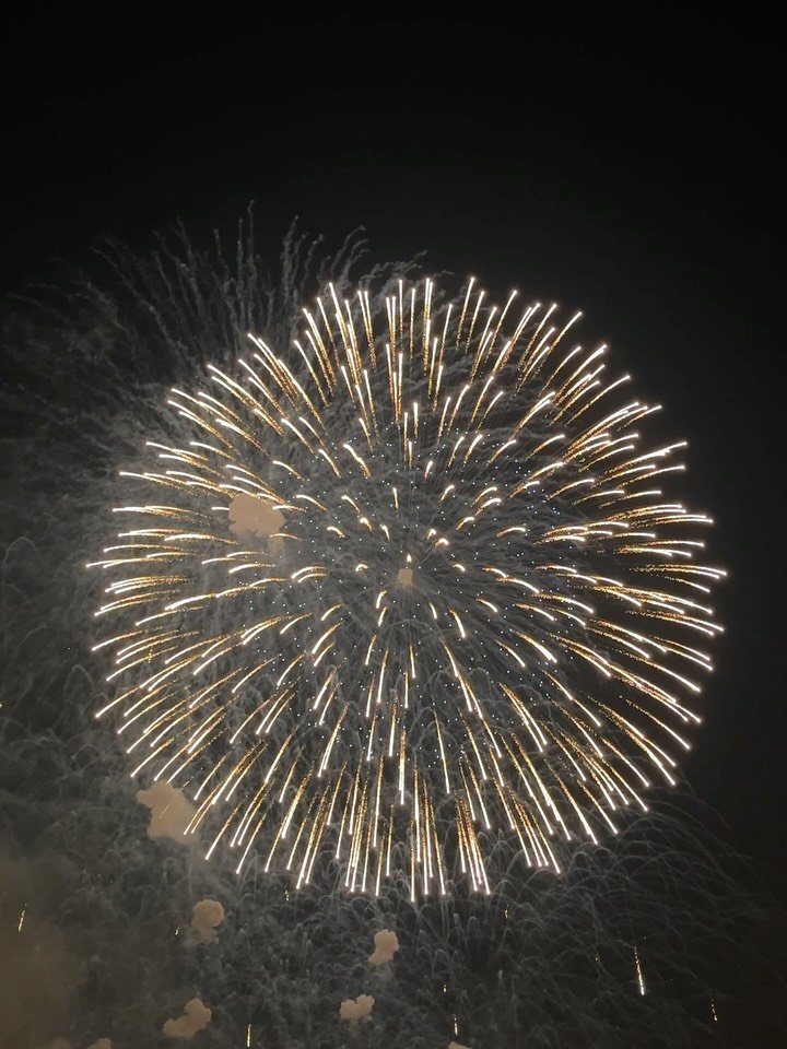 body_heals 게시물 이미지: 🤍✨
2025 한화 불꽃축제 다녀왔어요 🎆
이탈리아, 캐나다, 한국이 함께했는데…...