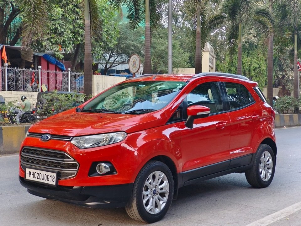 Photo by BOMBAY MOTORS on December 21, 2025. May be an image of car, wheel and text that says 'Soi MH02DJ0618 18 J0618'.